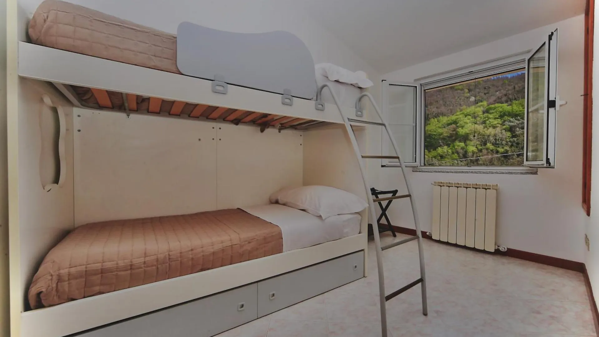 Ardesia Apartment Crocetta  別荘 Crocetta (Liguria)